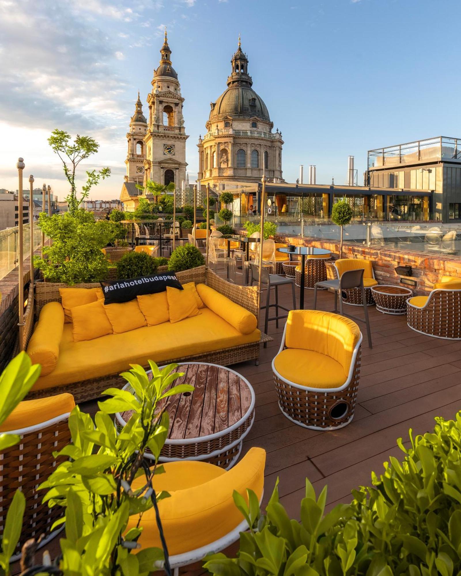 Aria Hotel Budapest By Library Hotel Collection Exteriör bild